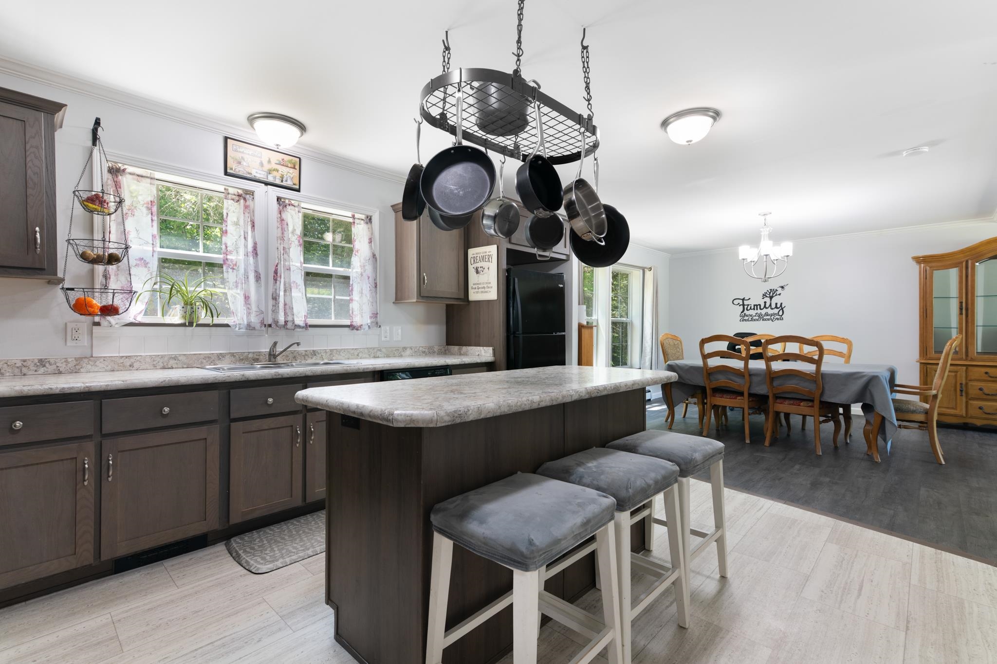 296 Holden Road