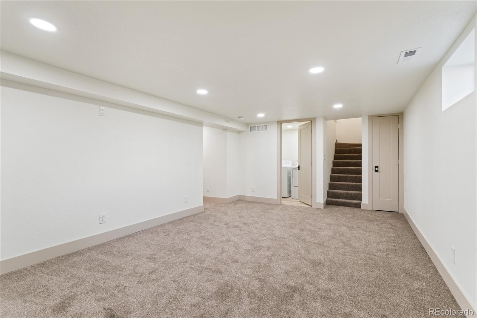 1612 E Platte Avenue