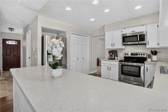 2790 Boleyn Drive