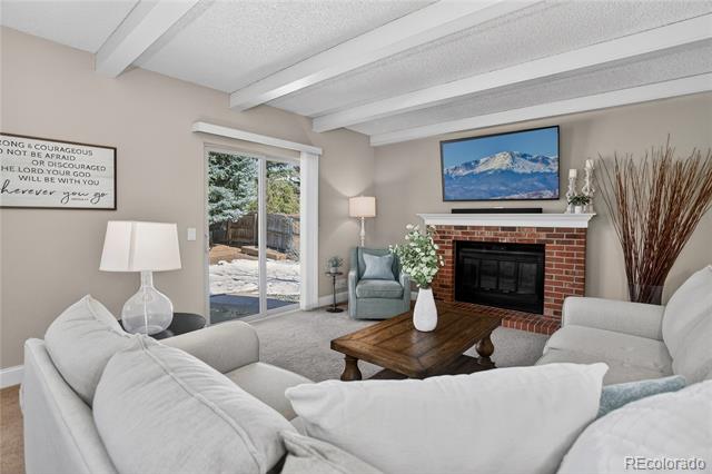 2790 Boleyn Drive
