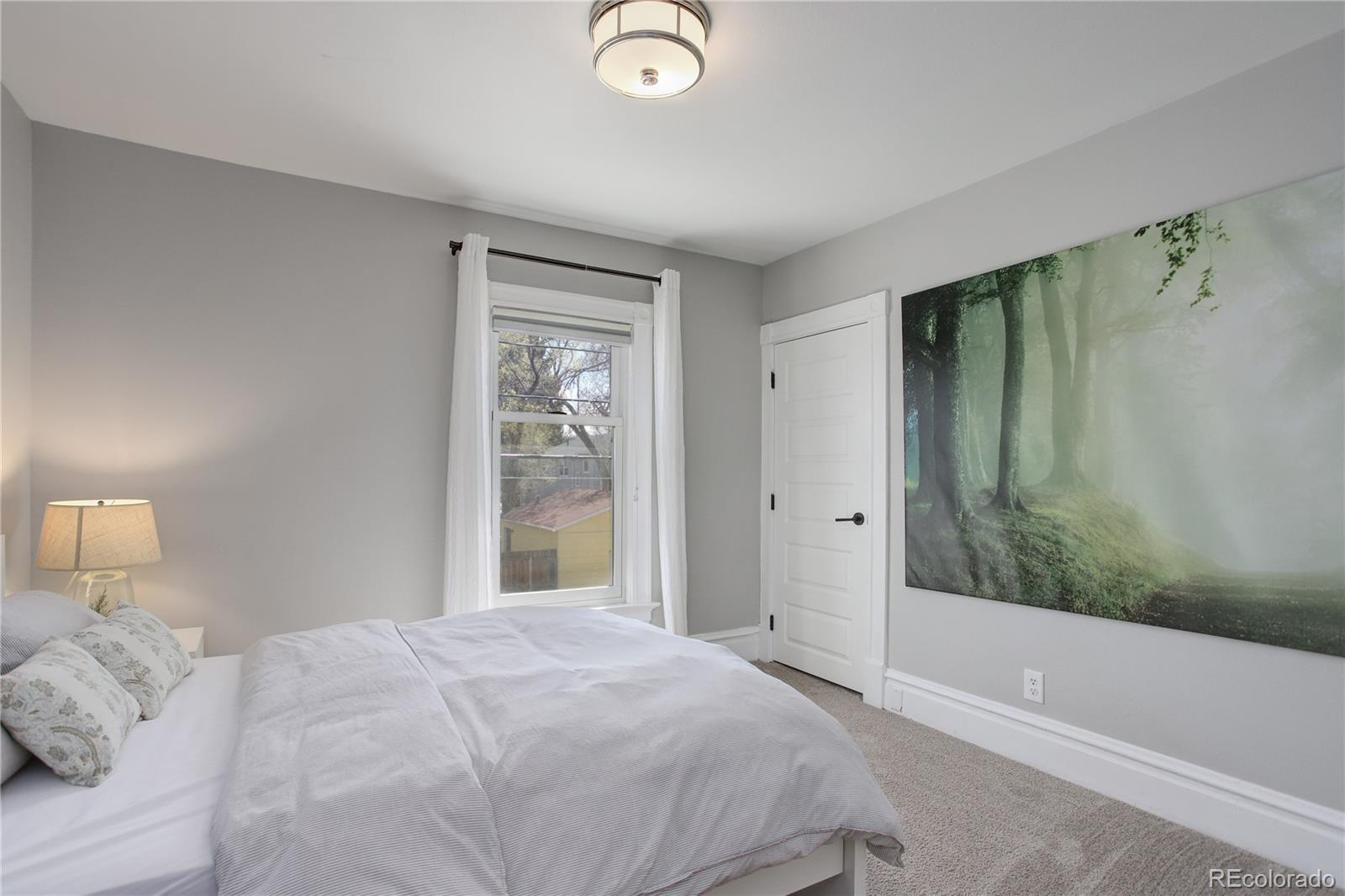 215 E Del Norte Street