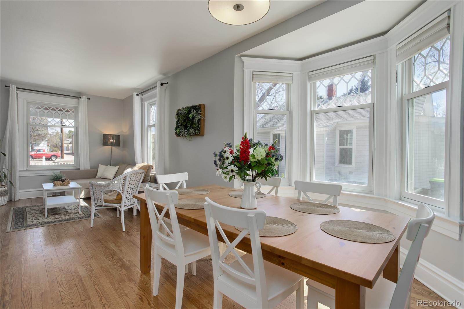 215 E Del Norte Street