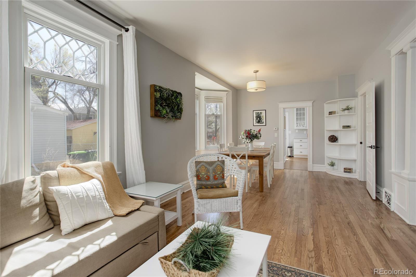 215 E Del Norte Street