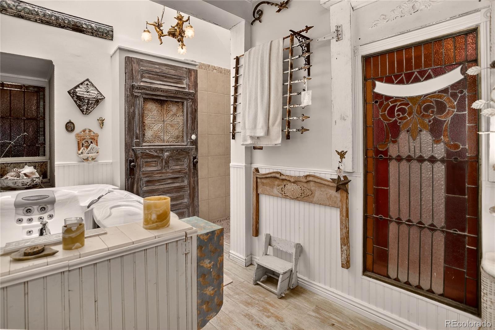 5975 Wellington Road