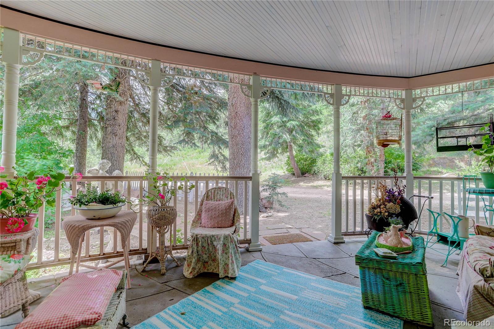 5975 Wellington Road