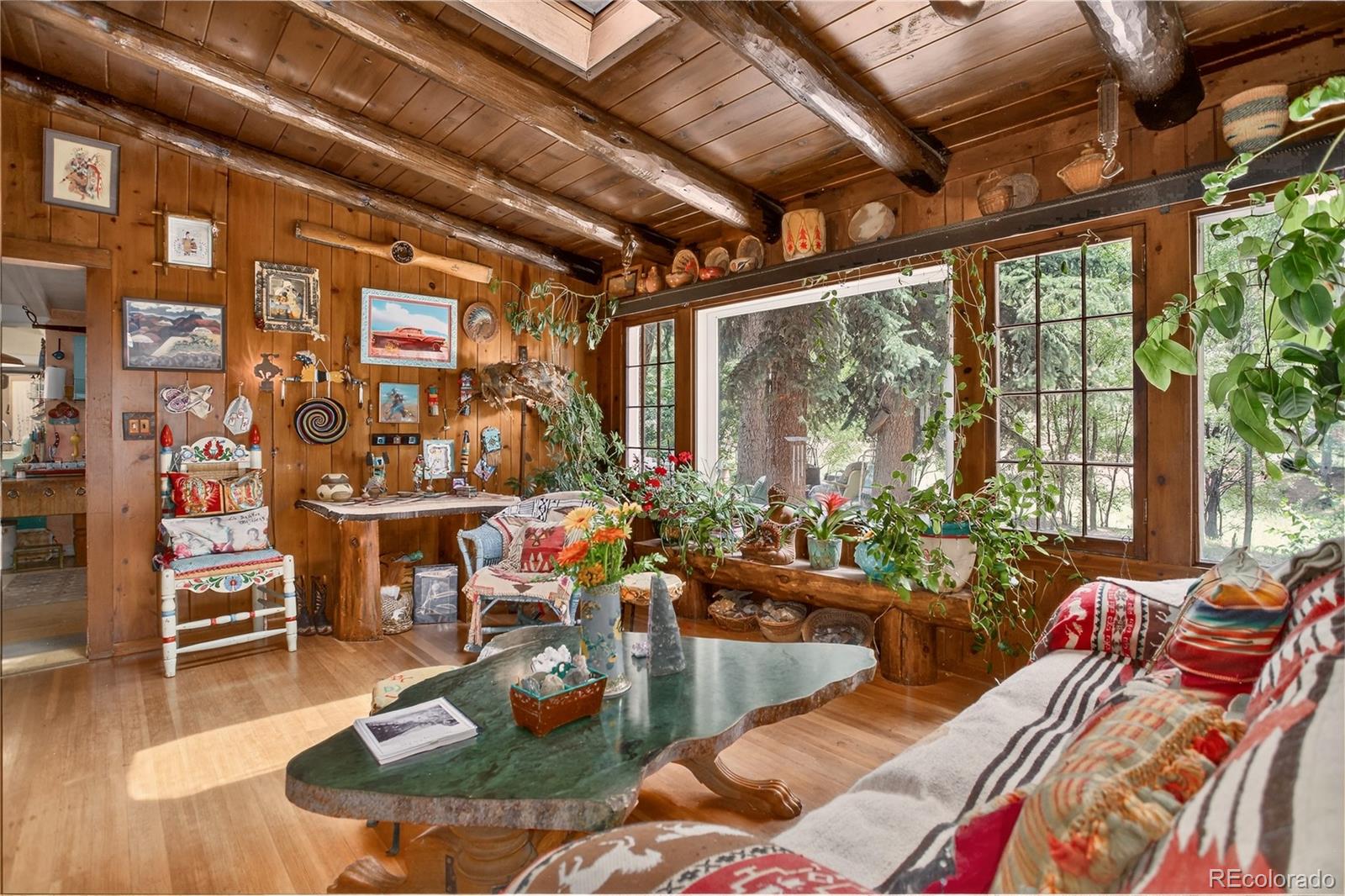 5975 Wellington Road