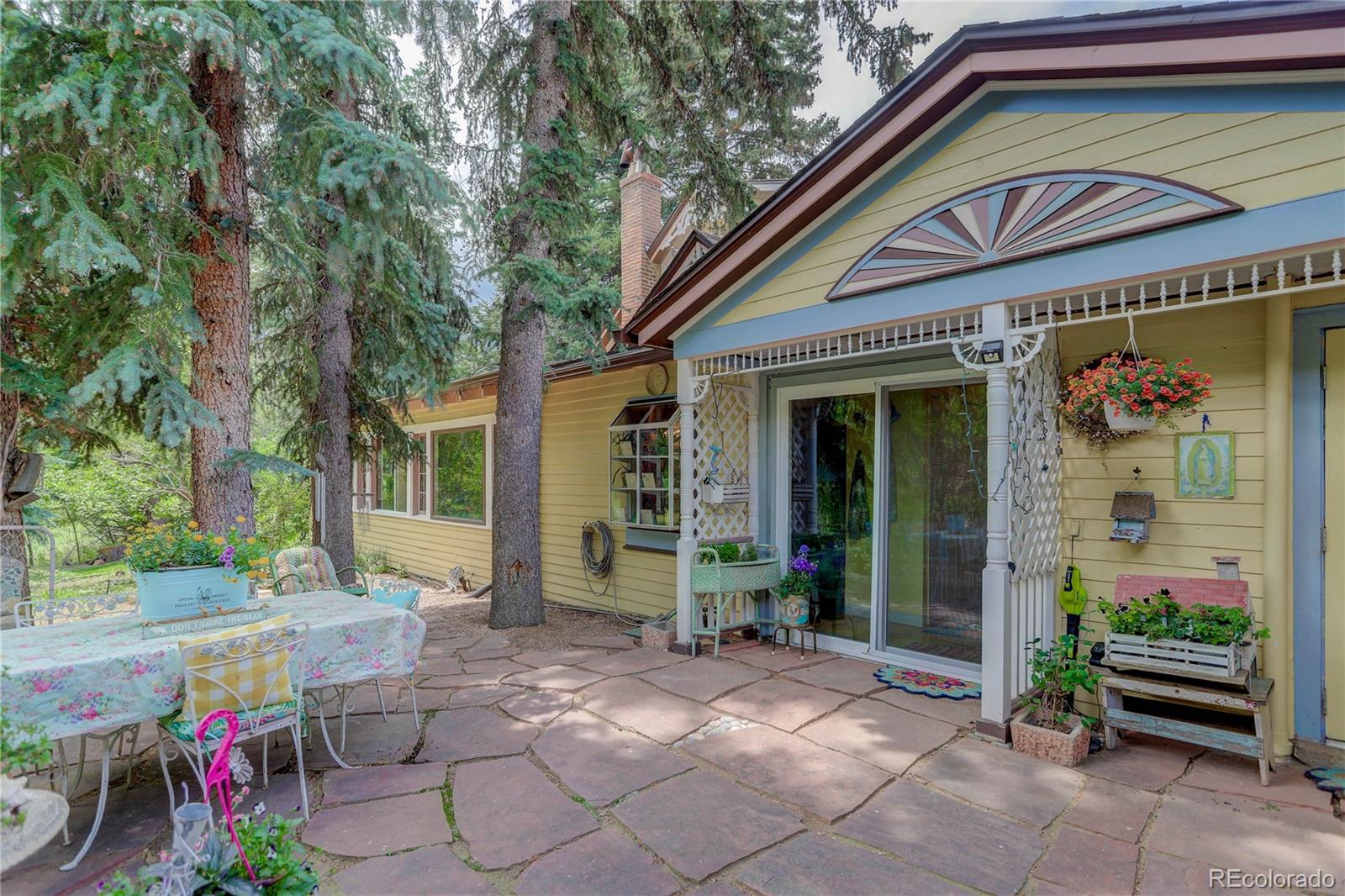 5975 Wellington Road