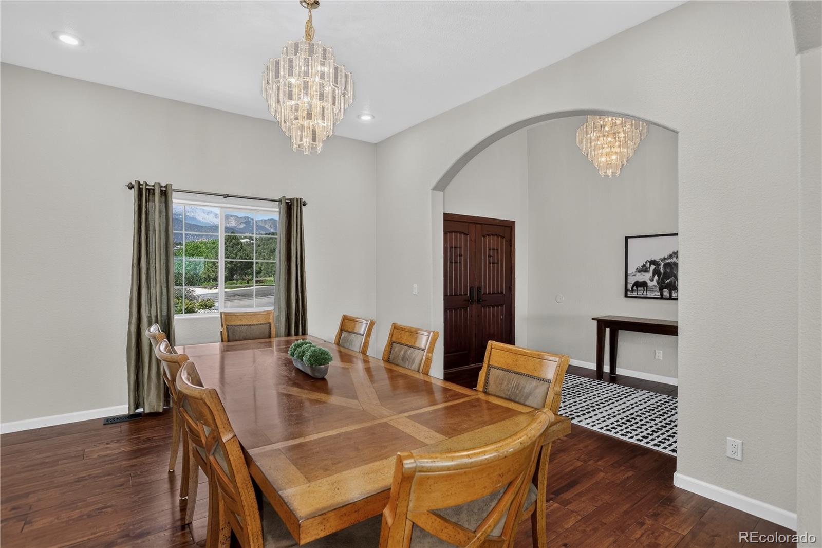 3725 Twisted Oak Circle