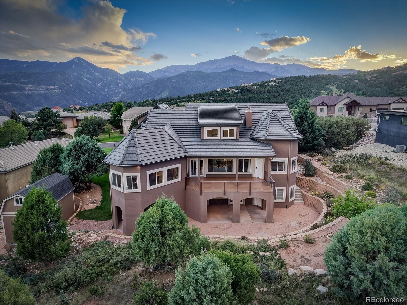 3725 Twisted Oak Circle