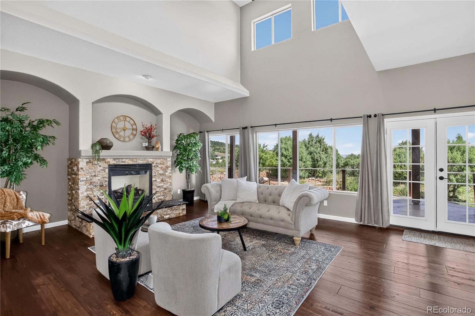 3725 Twisted Oak Circle