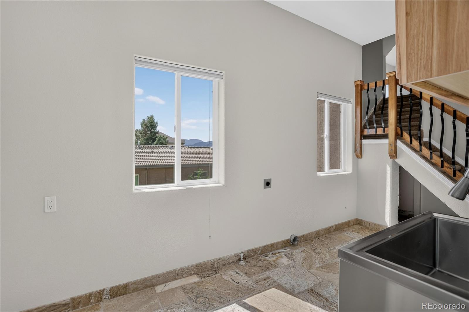 3725 Twisted Oak Circle