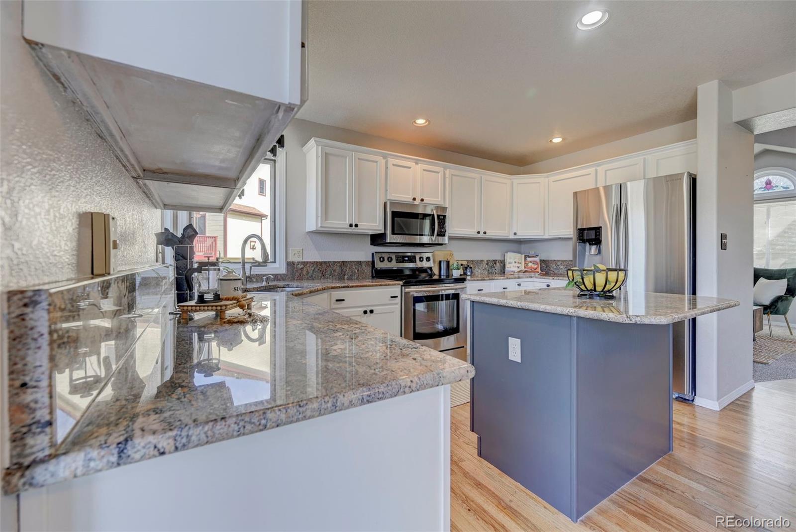 308 Candletree Circle