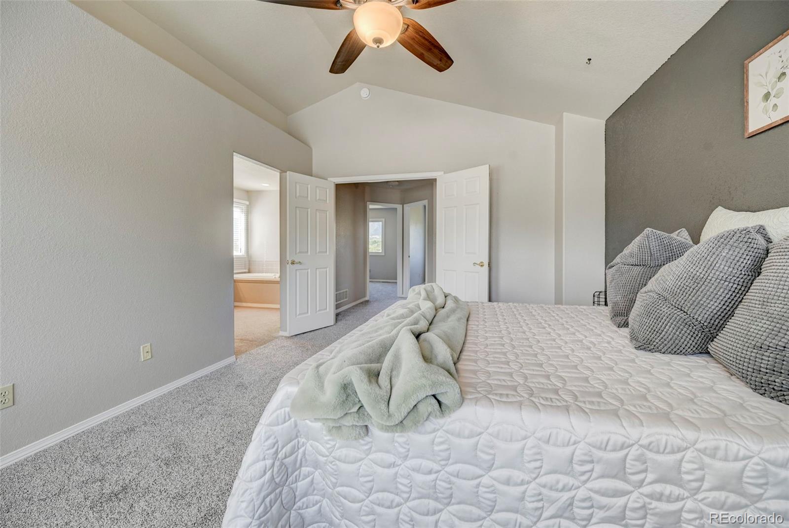 308 Candletree Circle