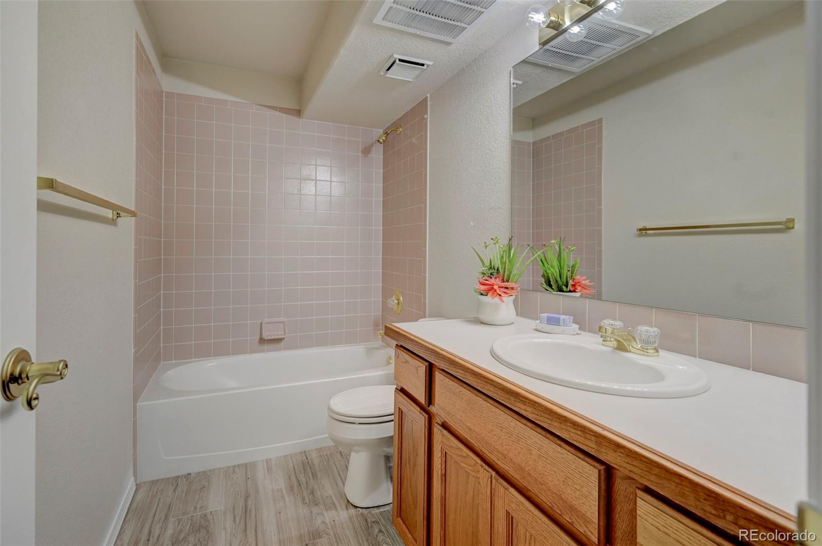 308 Candletree Circle