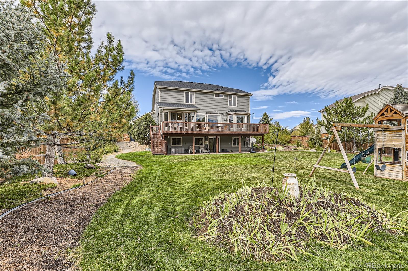 11894 Hitching Post TRL