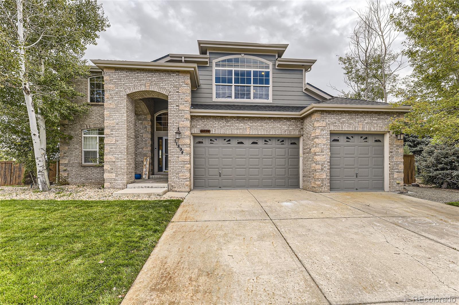 11894 Hitching Post TRL