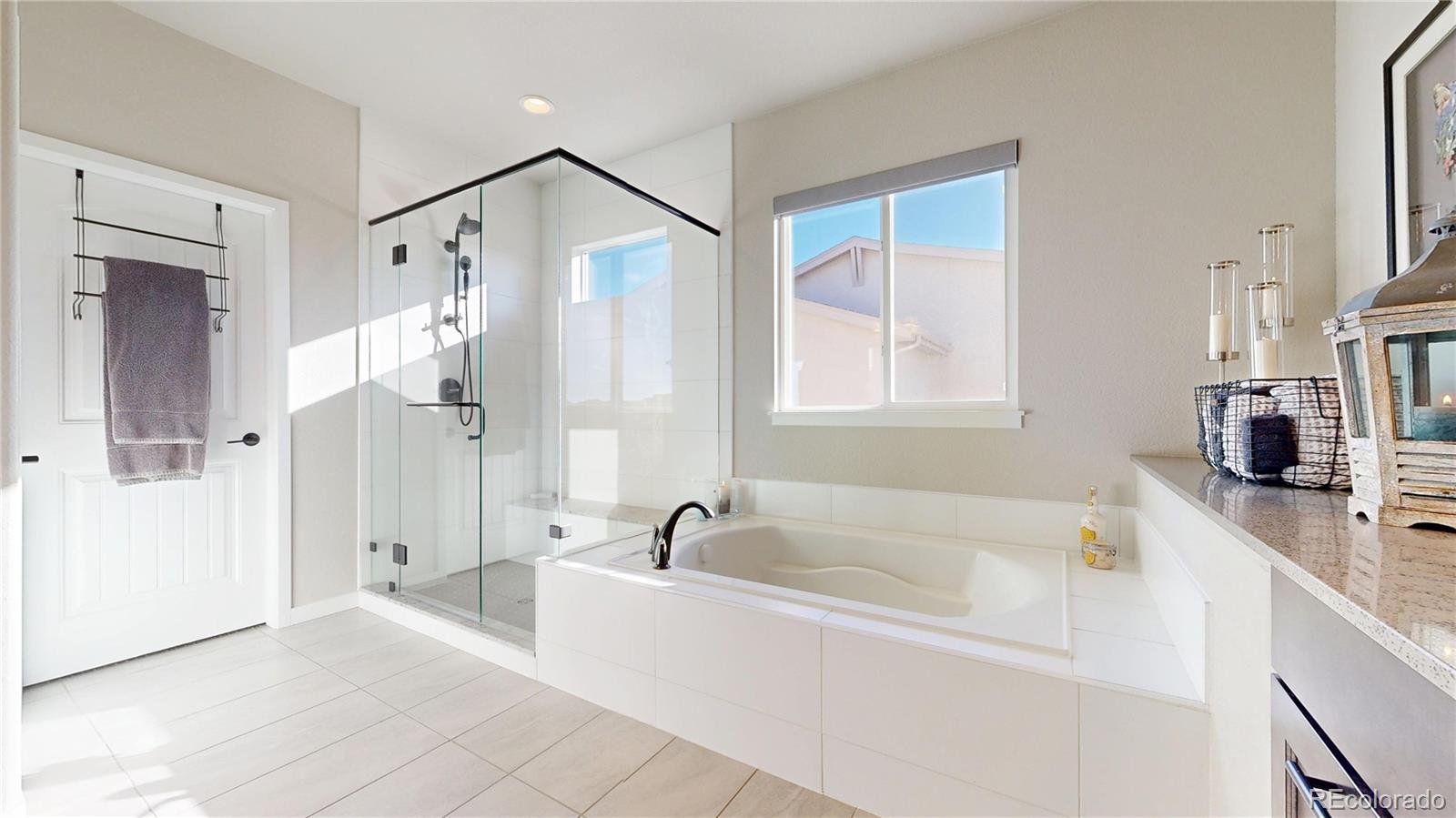 4649 Hanging Lake Circle