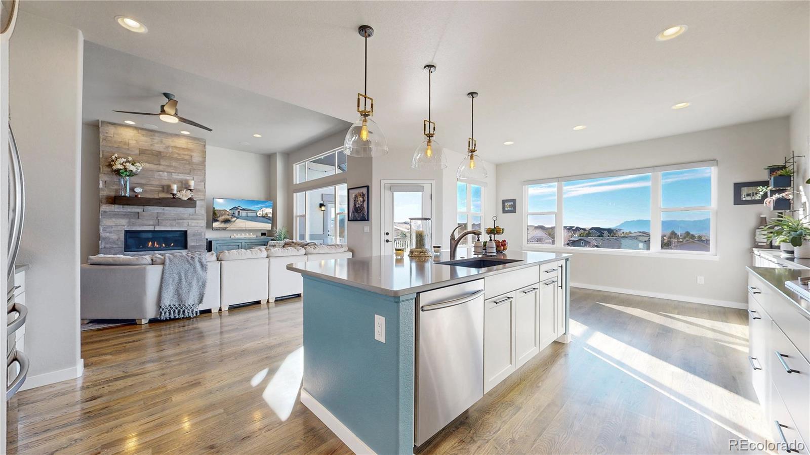 4649 Hanging Lake Circle