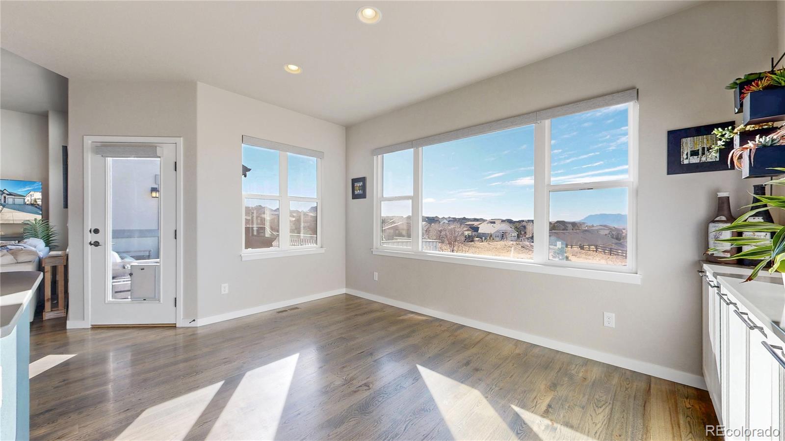 4649 Hanging Lake Circle