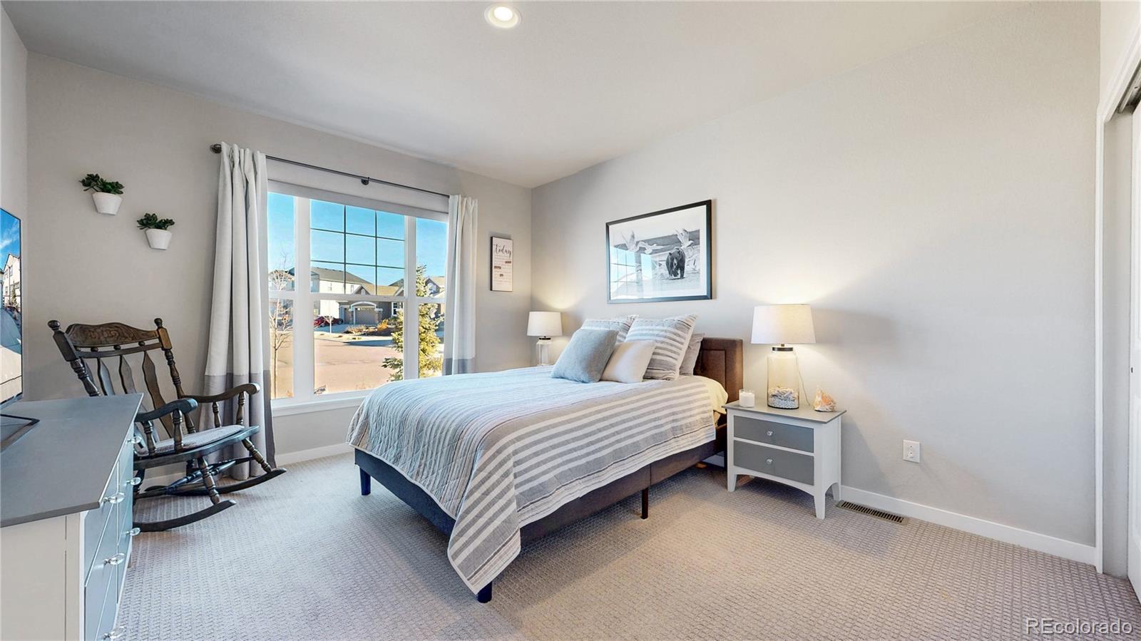 4649 Hanging Lake Circle