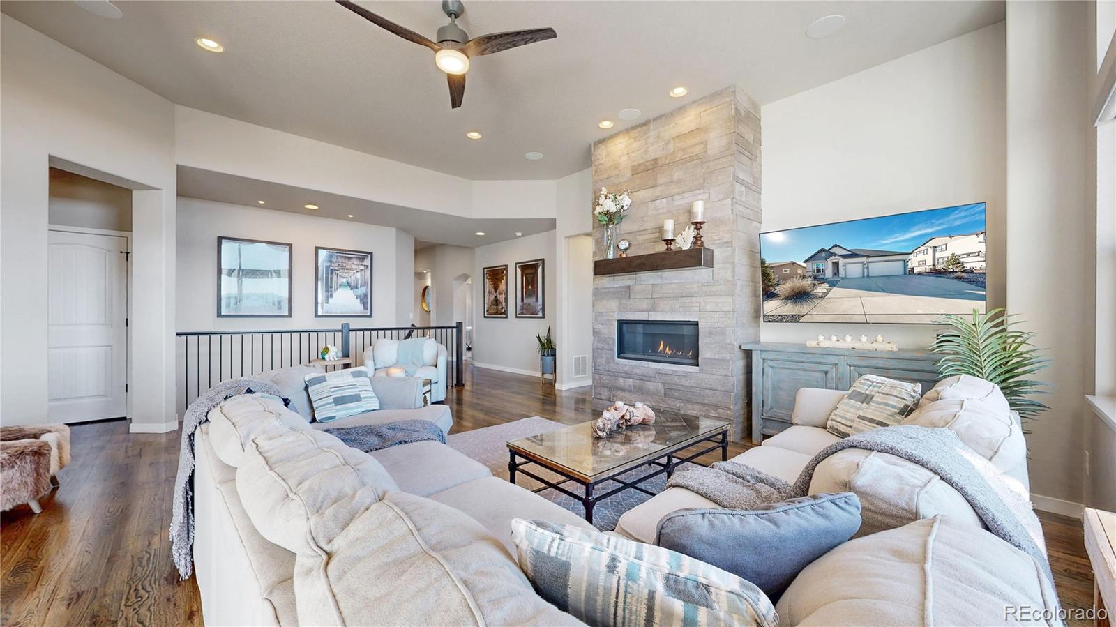 4649 Hanging Lake Circle