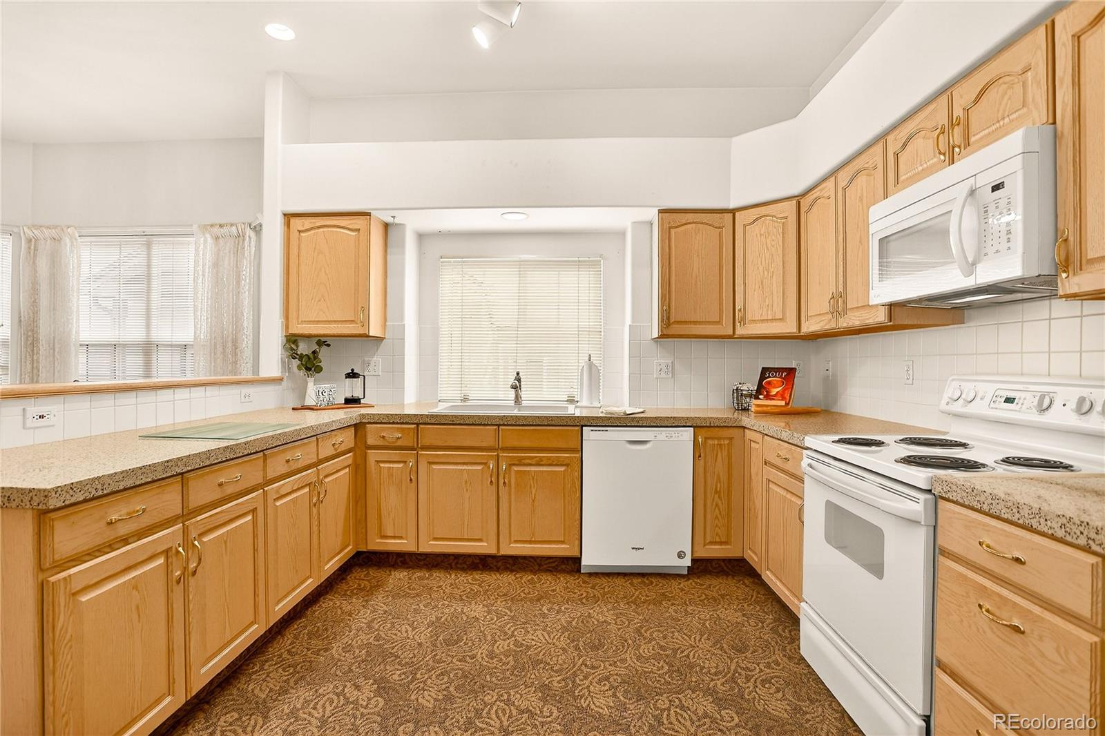 5891 Tradewind Point