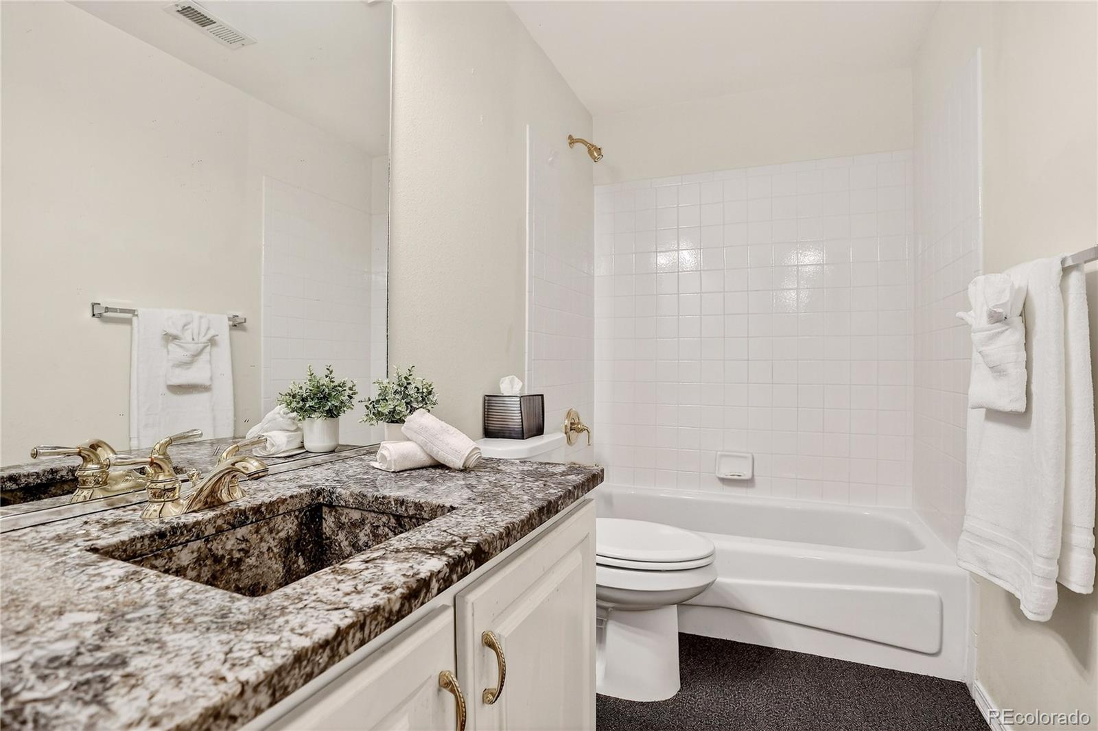 5891 Tradewind Point