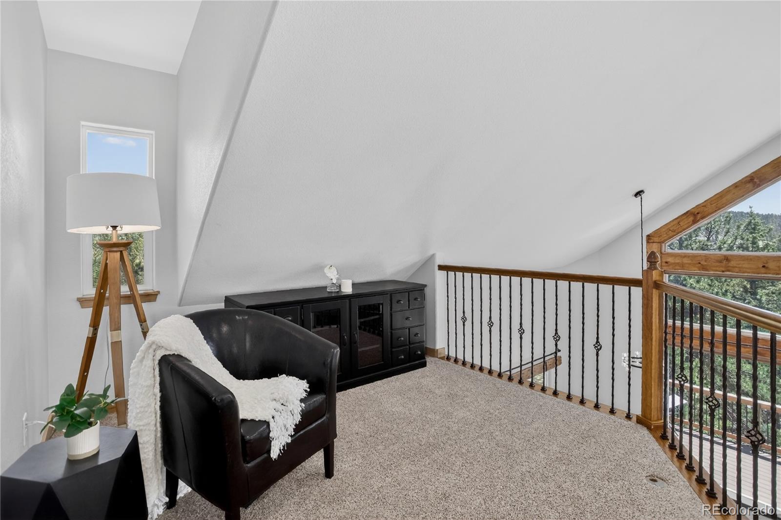 341 Rainbow Trail