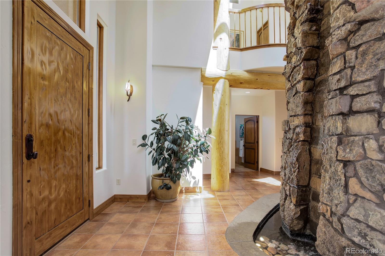 8585 Snowslide Trail