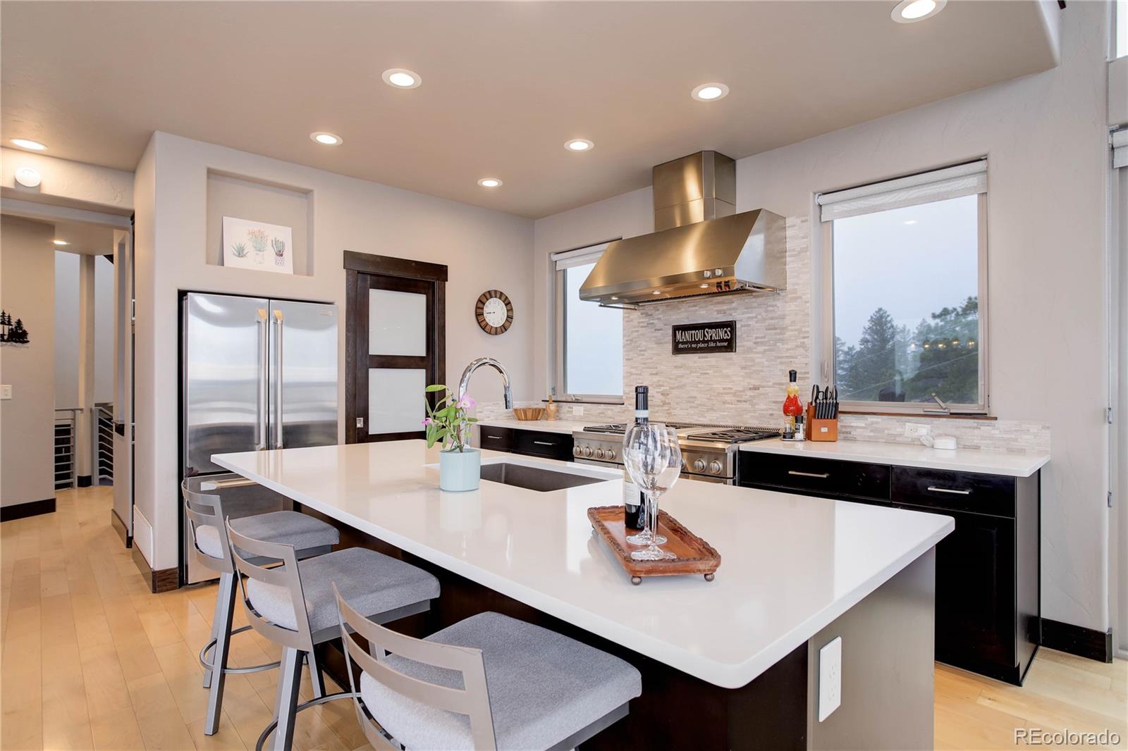 645 Sugarloaf Summit Road