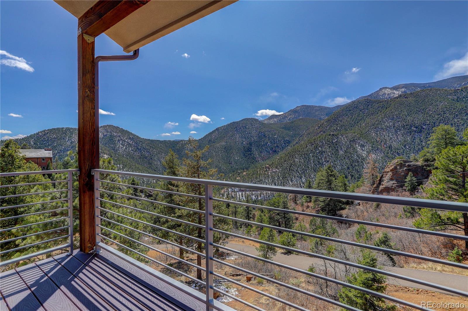 645 Sugarloaf Summit Road