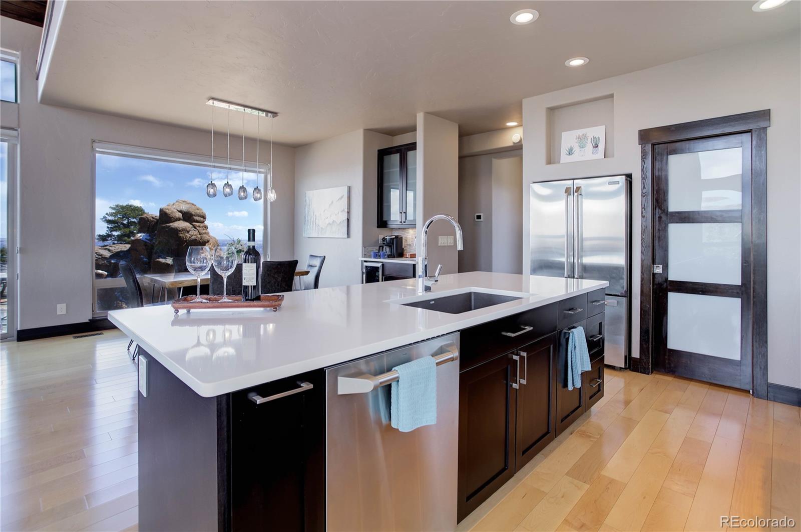 645 Sugarloaf Summit Road