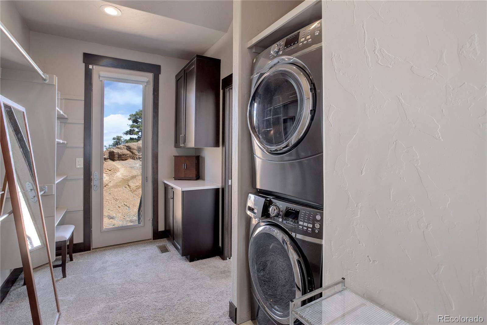 645 Sugarloaf Summit Road