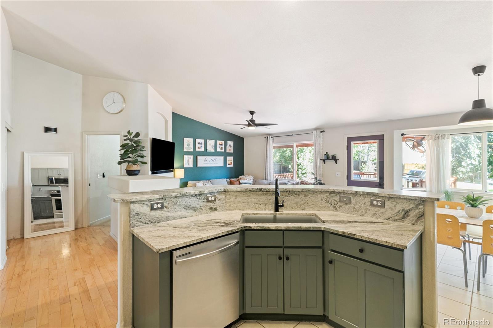 5655 Mesa Mountain Way