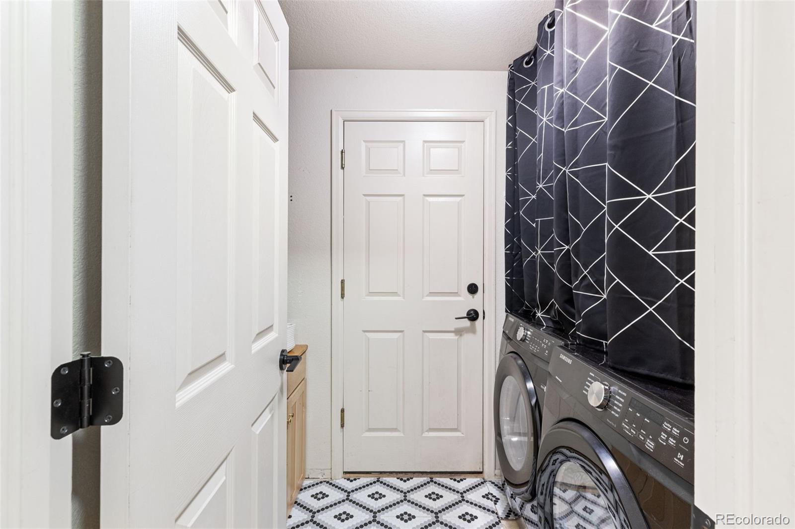 5655 Mesa Mountain Way