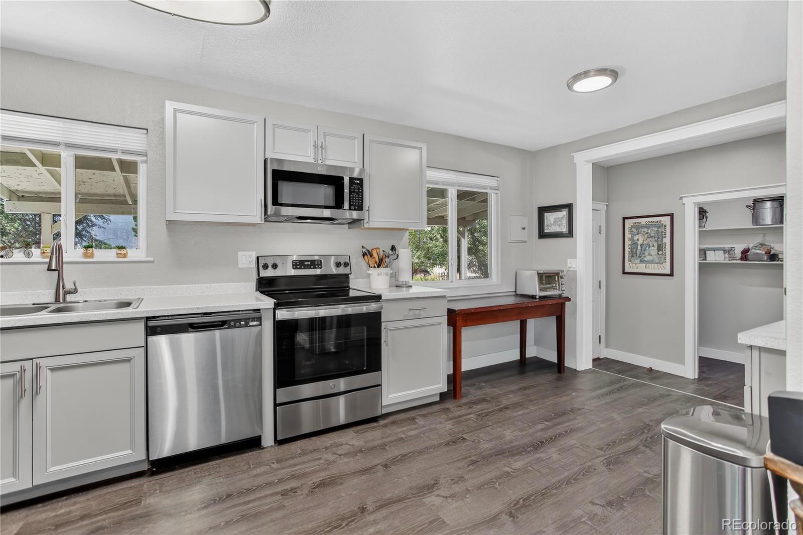 3905 Colony Hills Circle