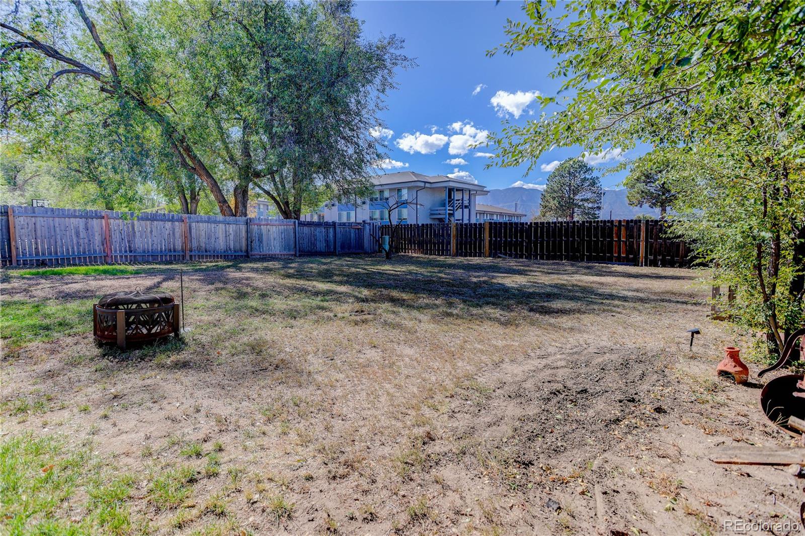 3905 Colony Hills Circle