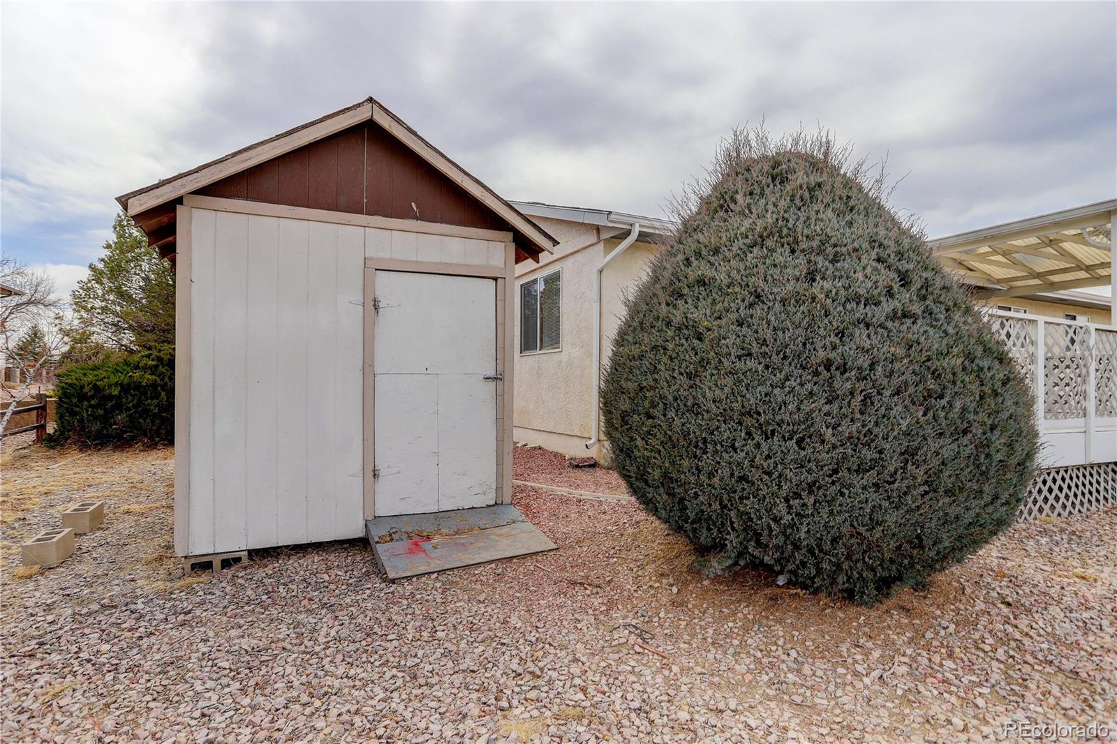 293 W Hahns Peak Avenue