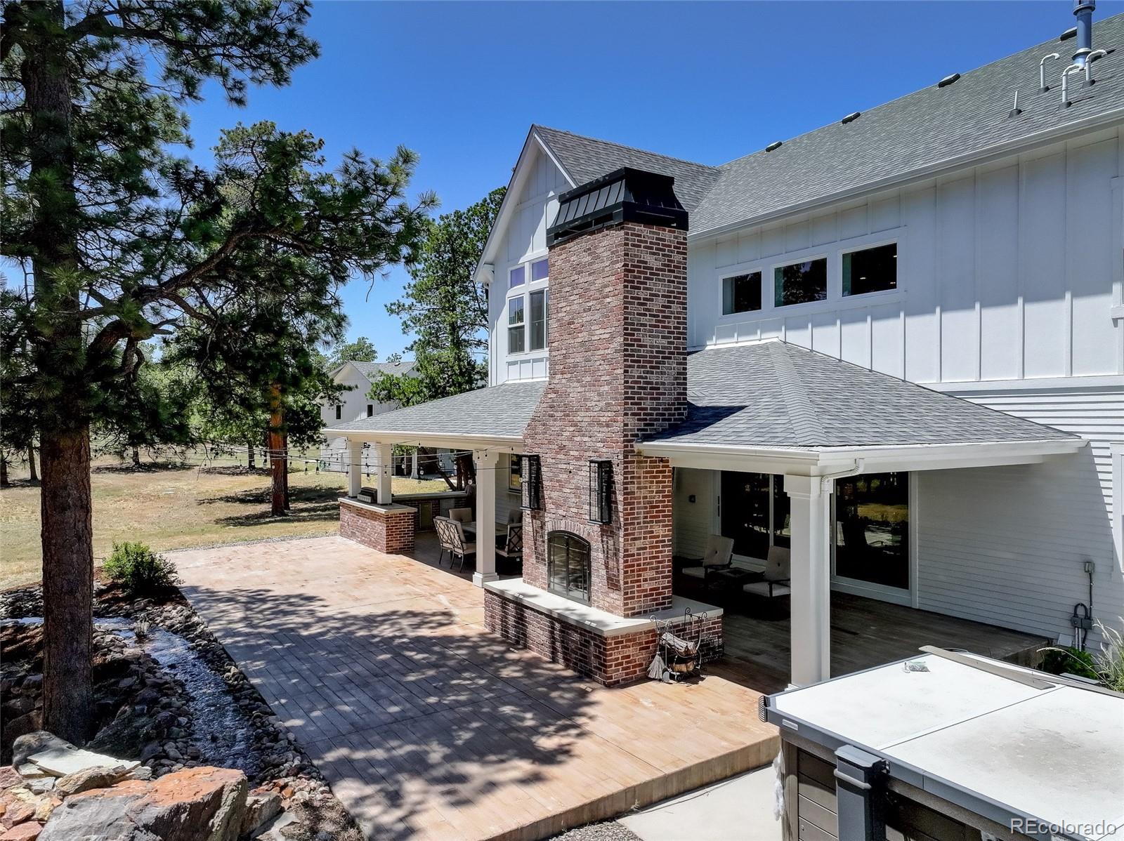 19404 Hilltop Pines Path