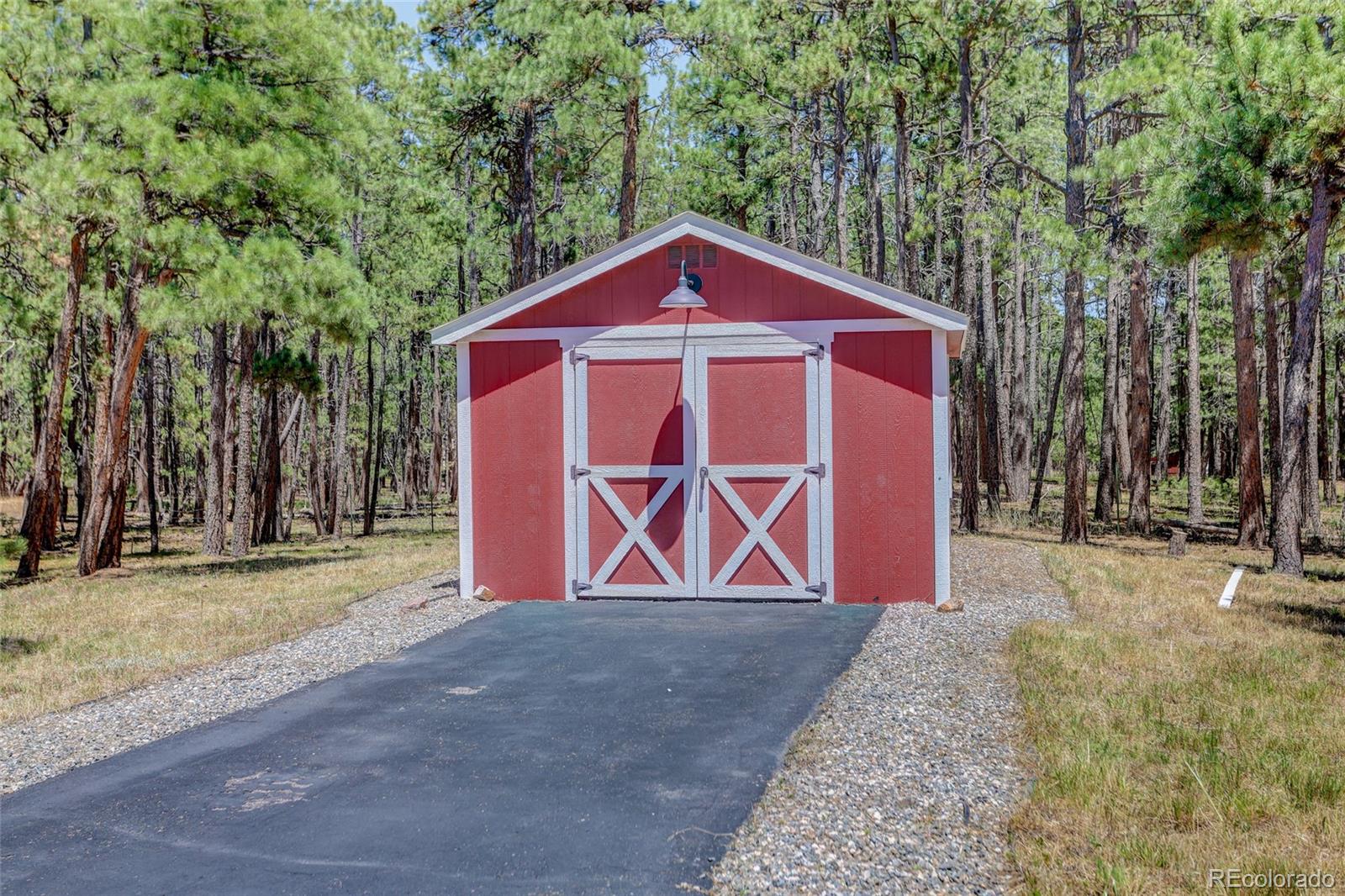 19404 Hilltop Pines Path