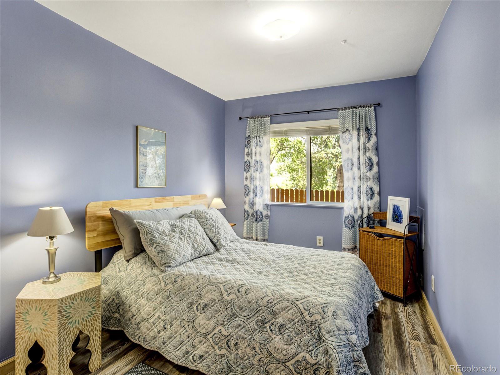 902 High Road