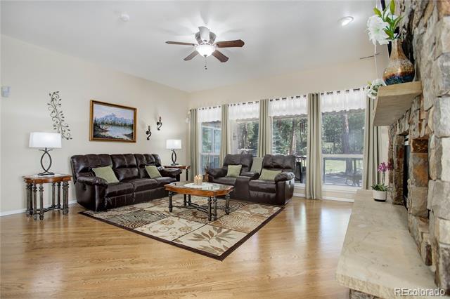 15895 Wildhaven Lane