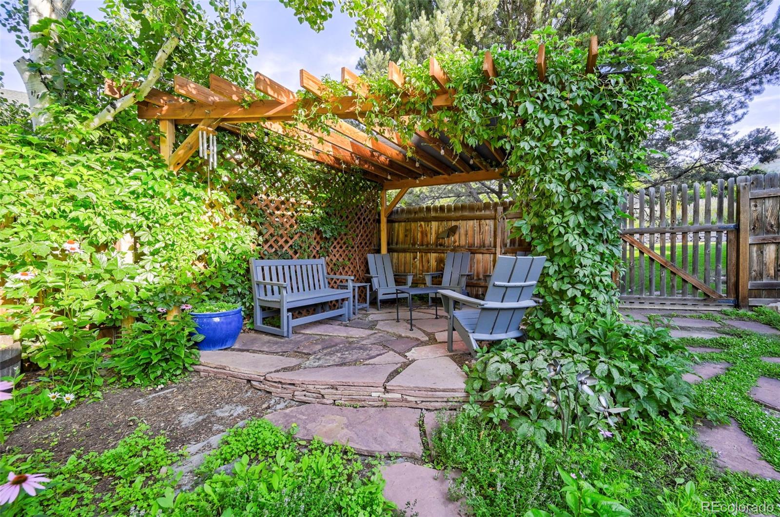 920 Grey Eagle Circle N