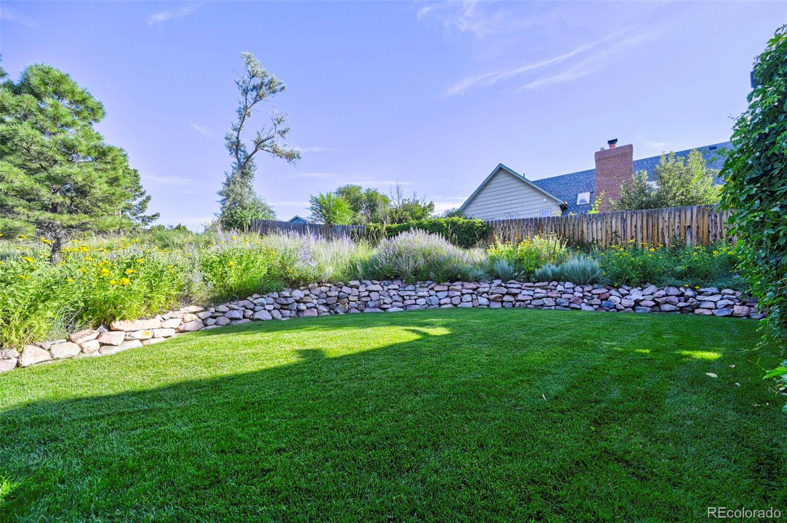 920 Grey Eagle Circle N