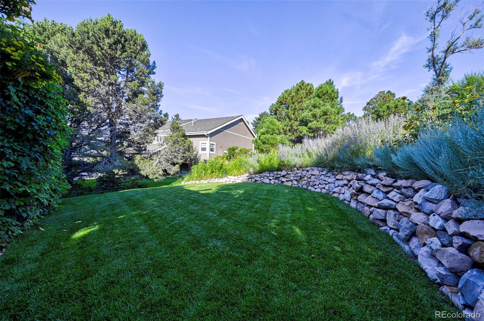 920 Grey Eagle Circle N