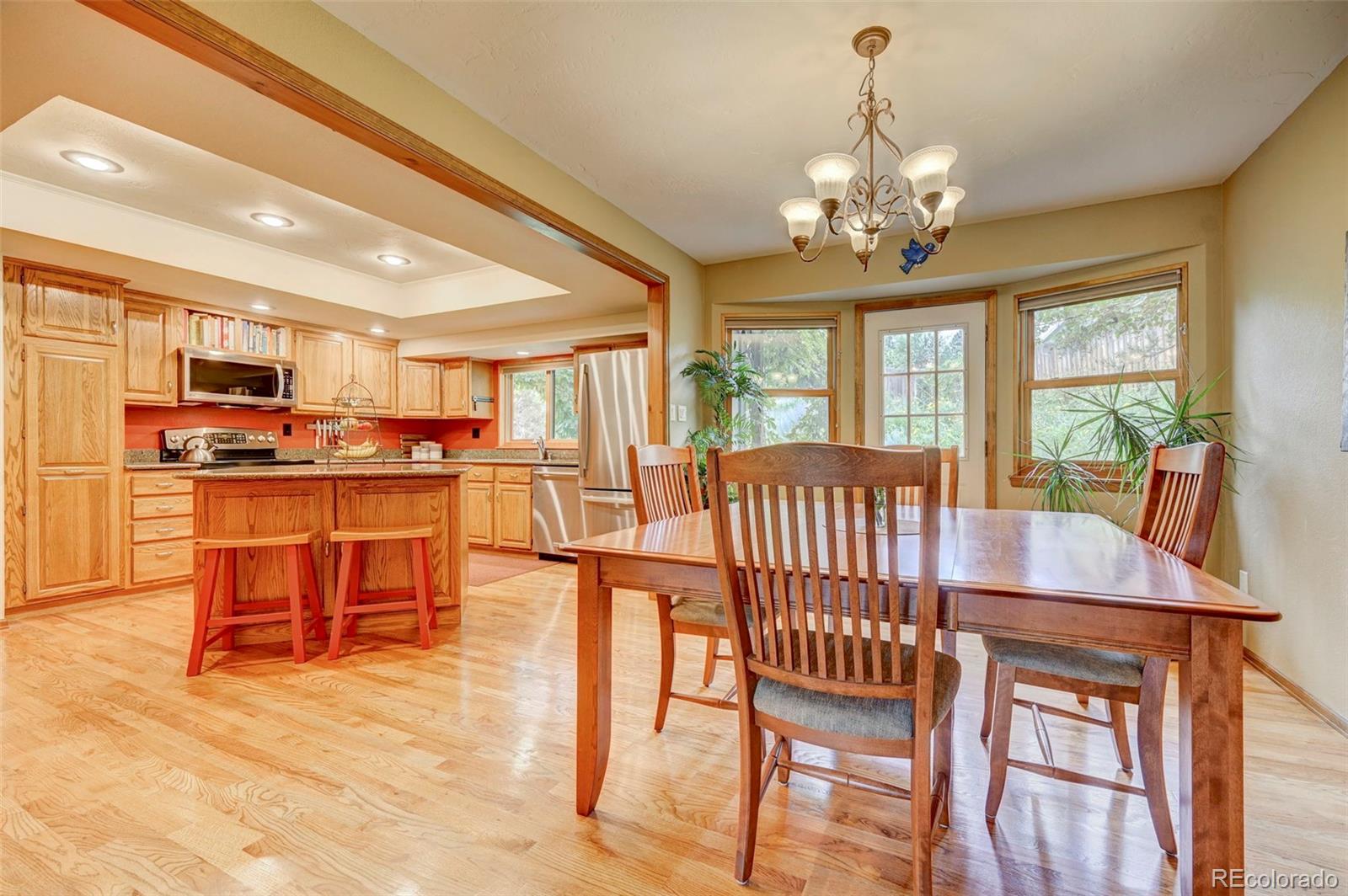 920 Grey Eagle Circle N