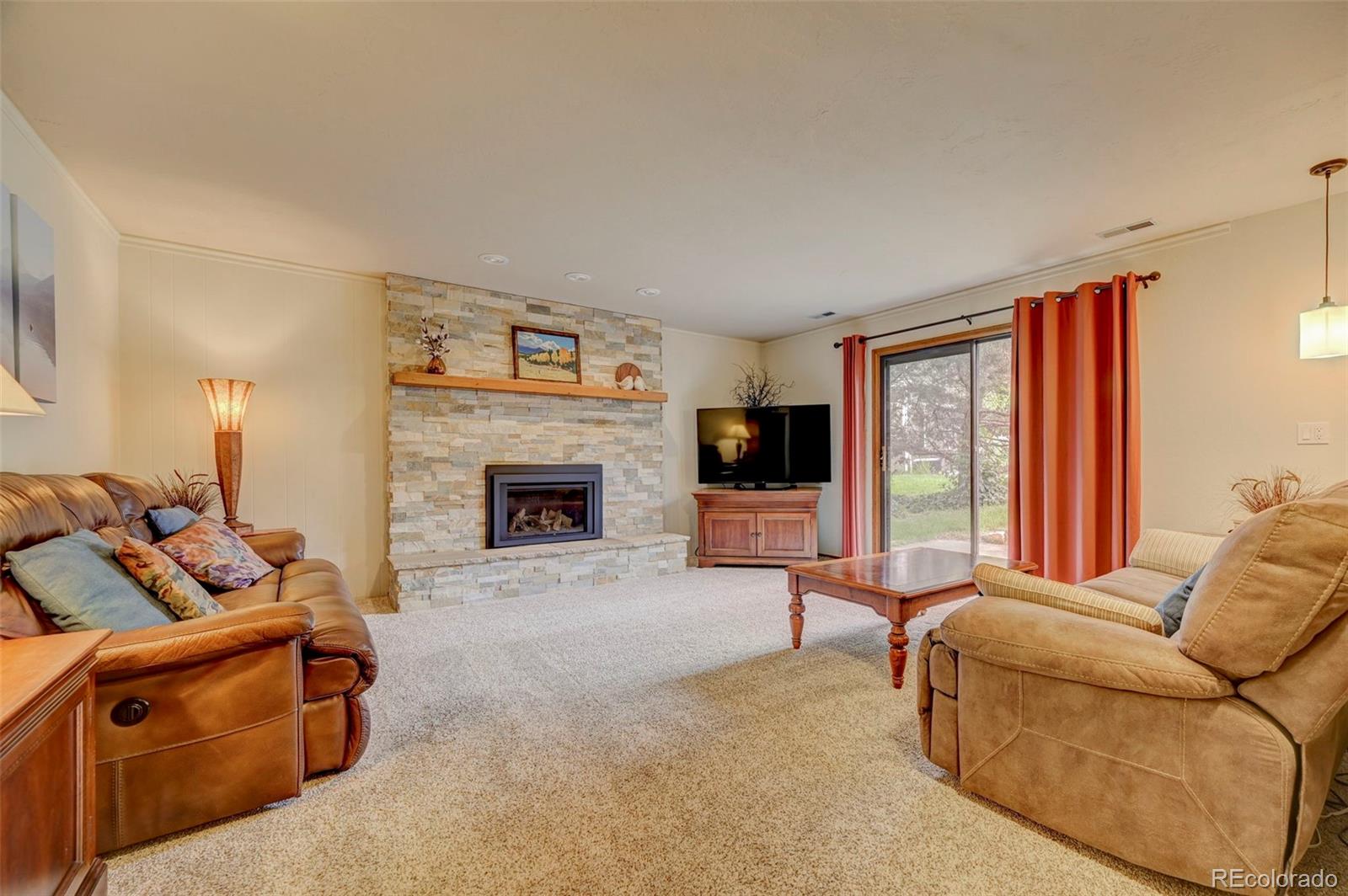 920 Grey Eagle Circle N