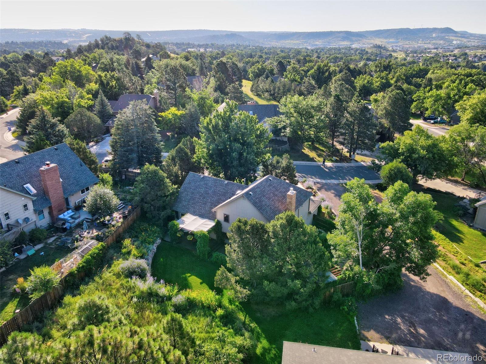 920 Grey Eagle Circle N