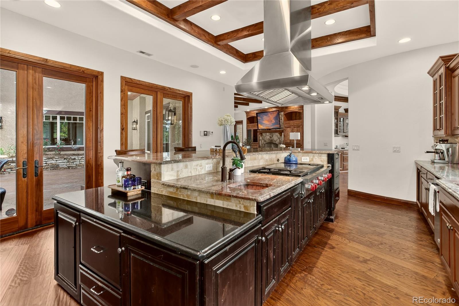 13585 Lauriston Place