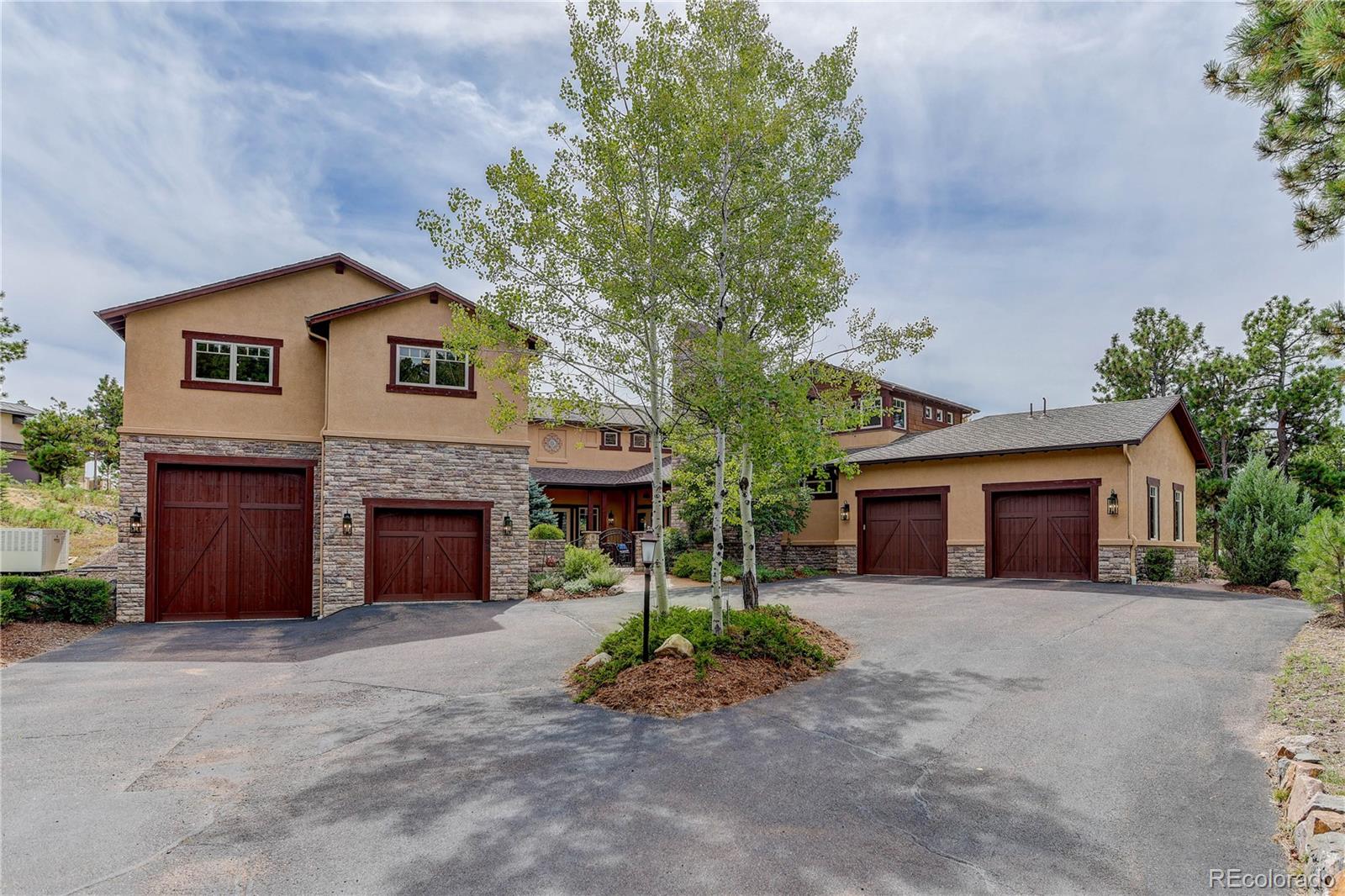 13585 Lauriston Place